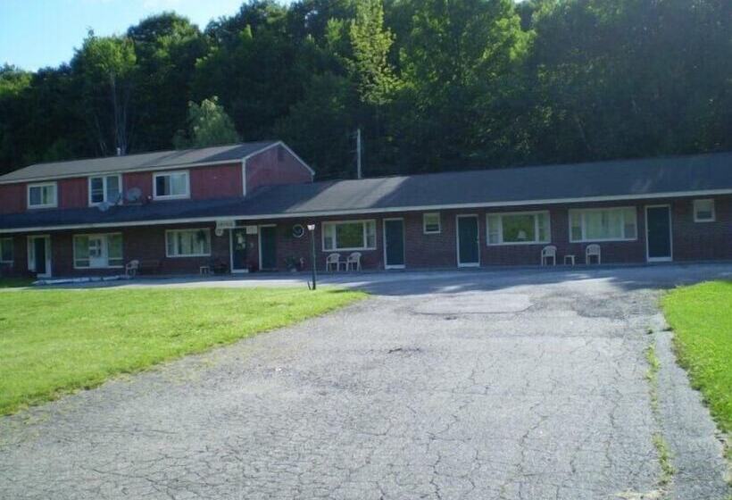 호텔 Ladd Brook Inn