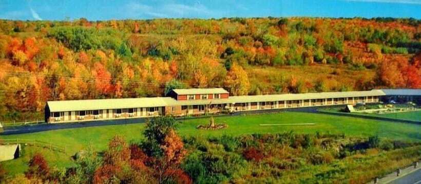 호텔 Ladd Brook Inn