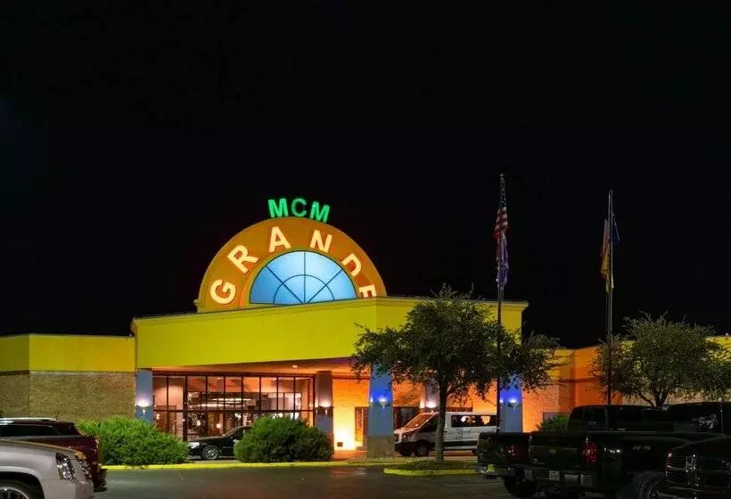 Mcm Grande Hotel Fundome Odessa