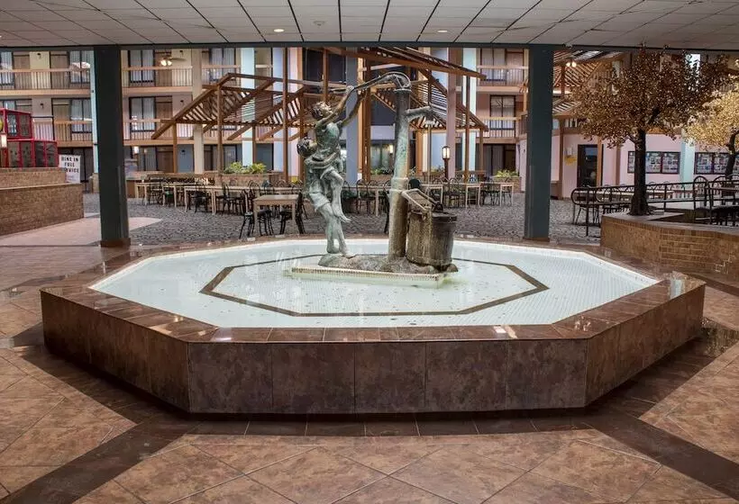 Mcm Grande Hotel Fundome Odessa