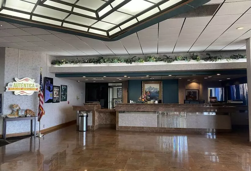 Mcm Grande Hotel Fundome Odessa