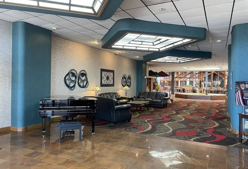 Mcm Grande Hotel Fundome Odessa