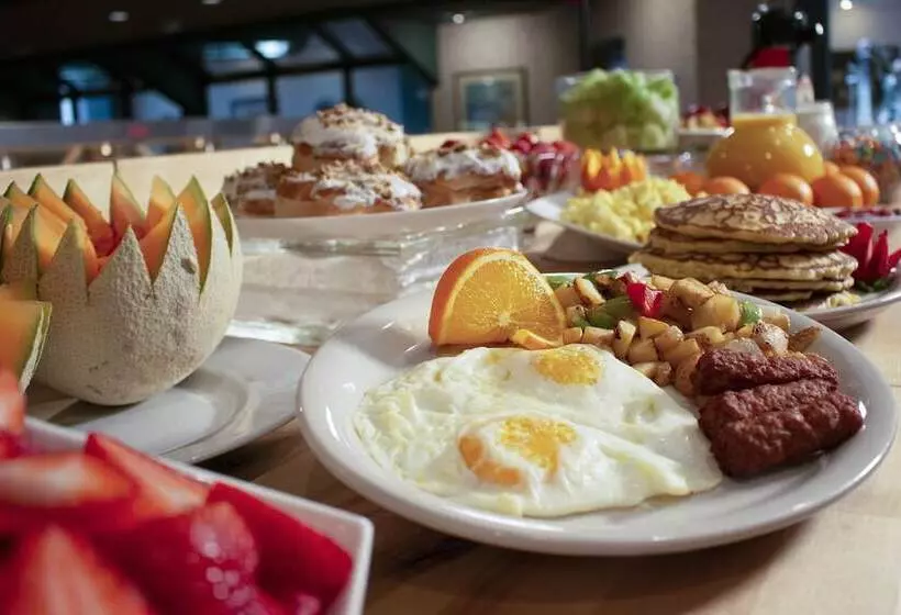 Mcm Grande Hotel Fundome Odessa