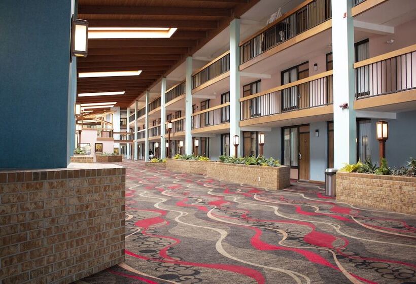 Mcm Grande Hotel Fundome Odessa