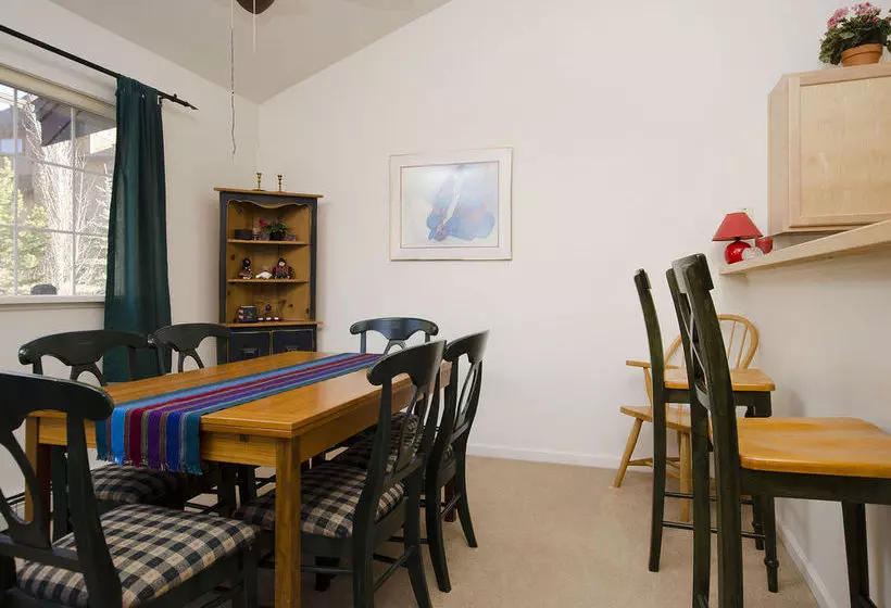 Quail Run By Pioneer Ridge Management