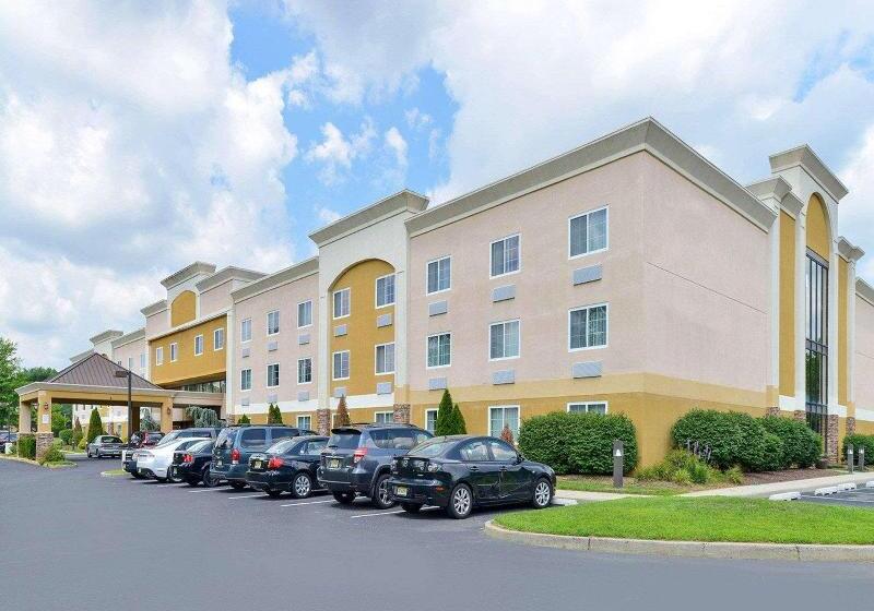 酒店 Quality Suites Tinton Falls