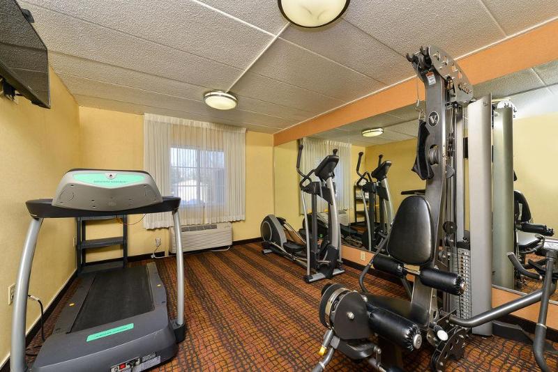 酒店 Quality Suites Tinton Falls