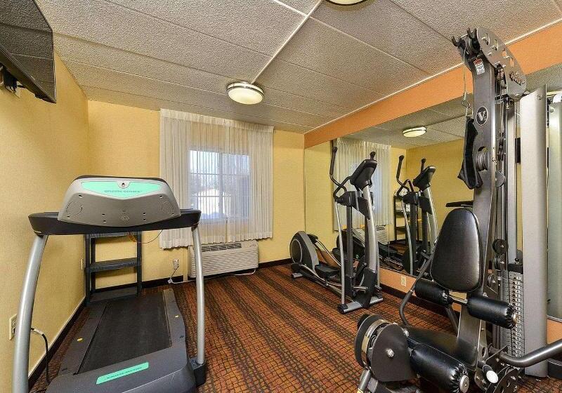 酒店 Quality Suites Tinton Falls