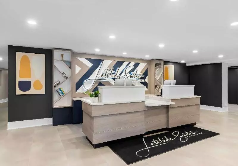 ホテル Quality Suites Tinton Falls