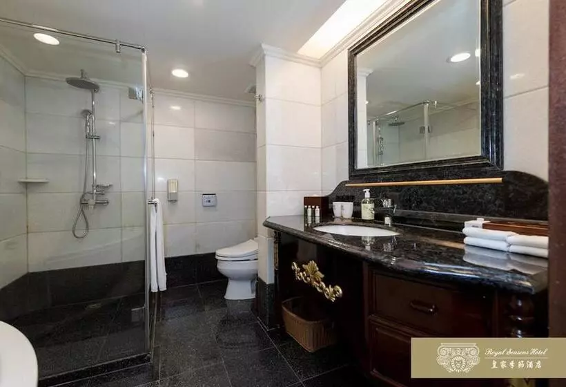 Royal Seasons Hotel Taipei ‧ Nanjing W