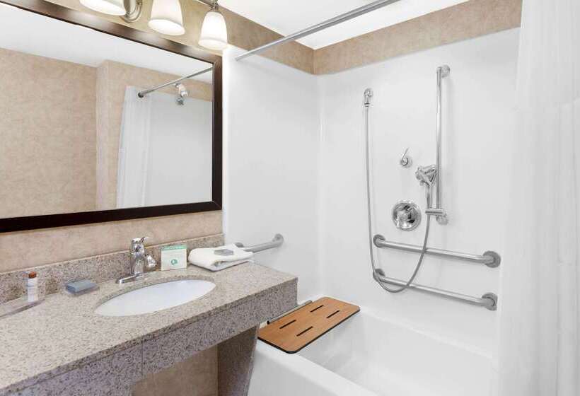 Отель Wingate By Wyndham Yuma