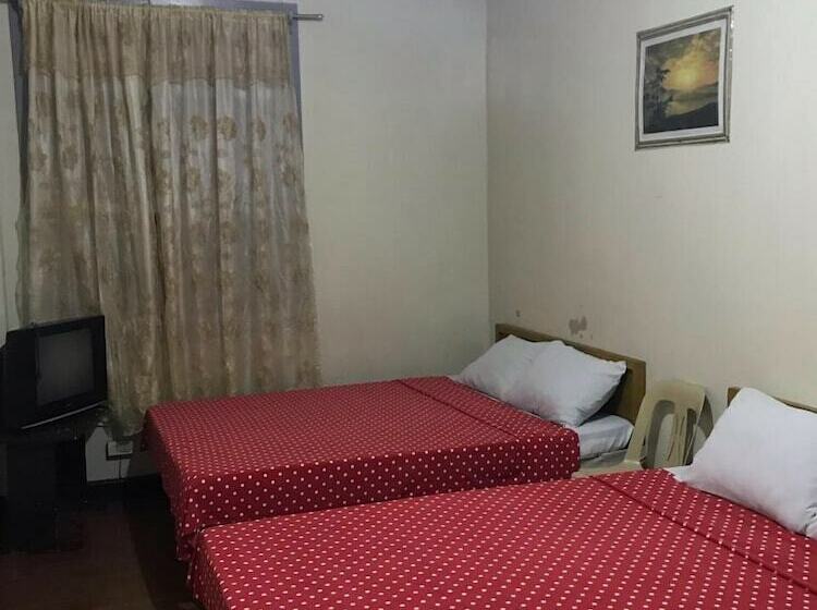 Hotel Oyo 734 Baden Powell