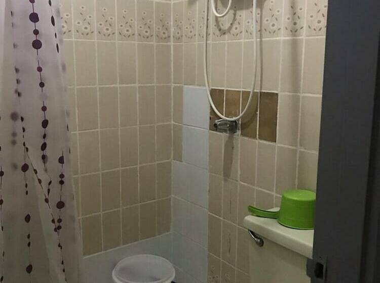 Hotel Oyo 734 Baden Powell