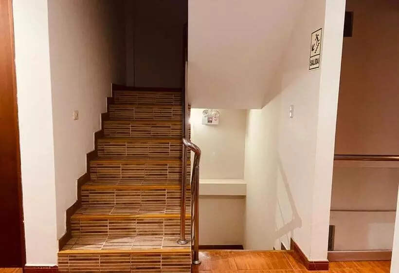 ホテル Puerto Bayovar