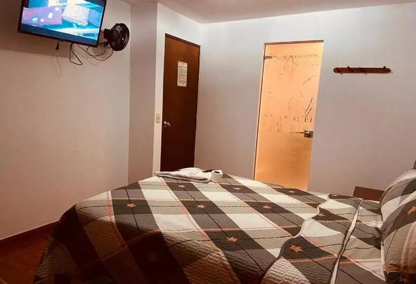 ホテル Puerto Bayovar