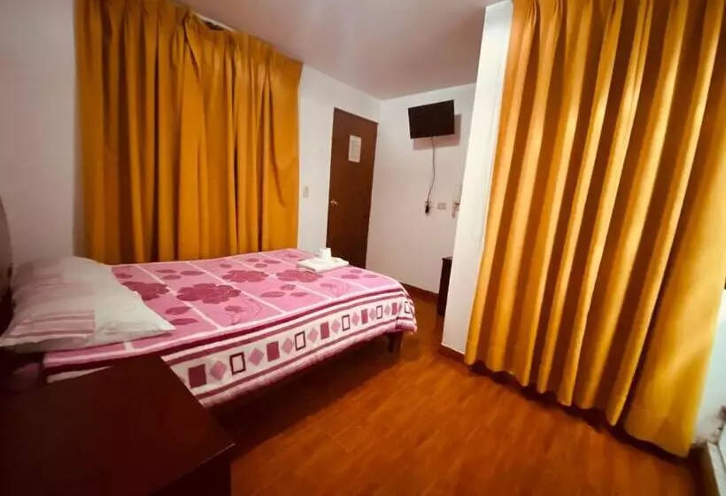 ホテル Puerto Bayovar