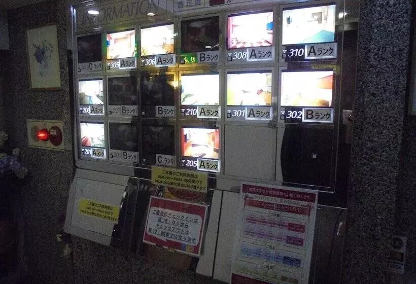 ホテル Moulin Rouge   Adults Only