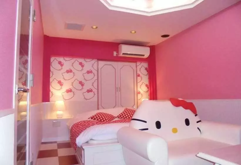 ホテル Moulin Rouge   Adults Only