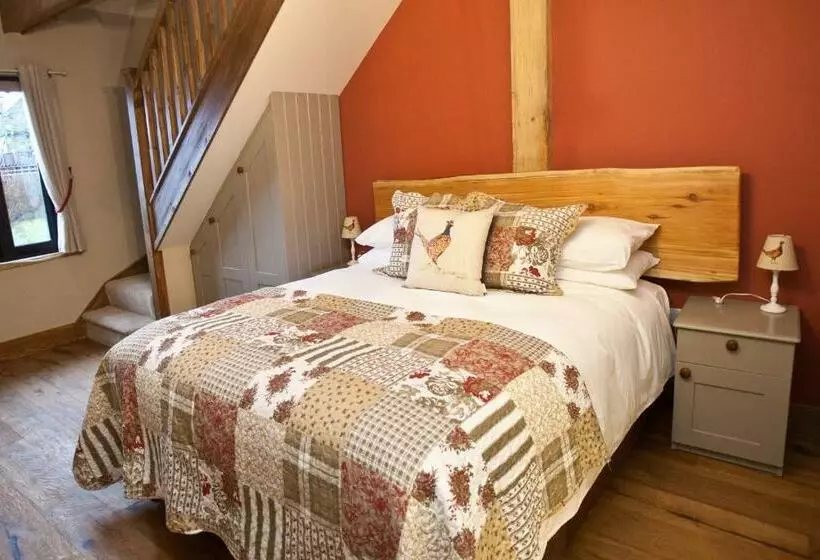 Hotelli The Plough Inn