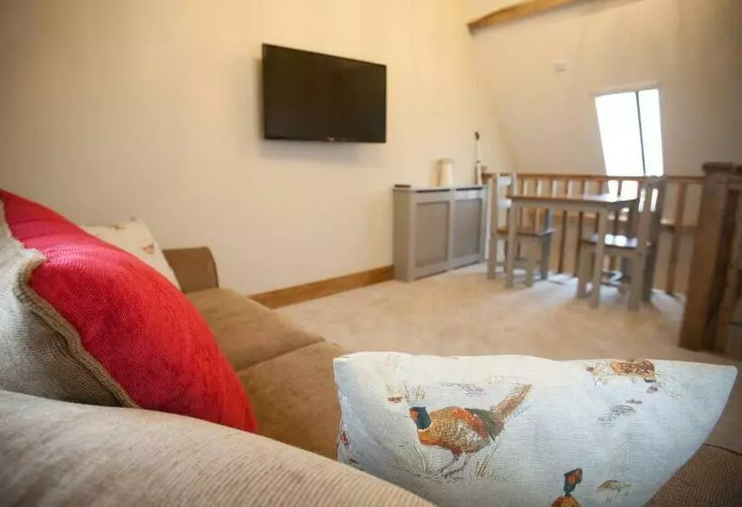 Hotelli The Plough Inn