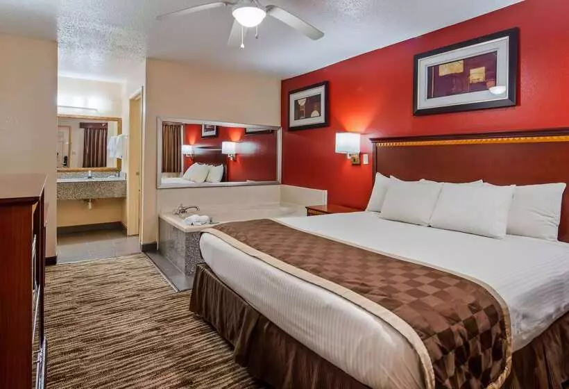 فندق Best Western Executive Inn