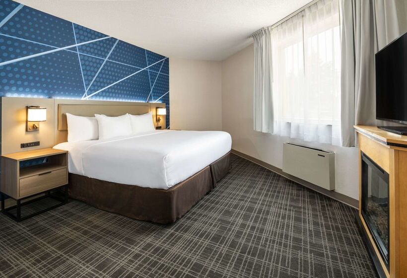 בית מלון כפרי Comfort Inn & Suites