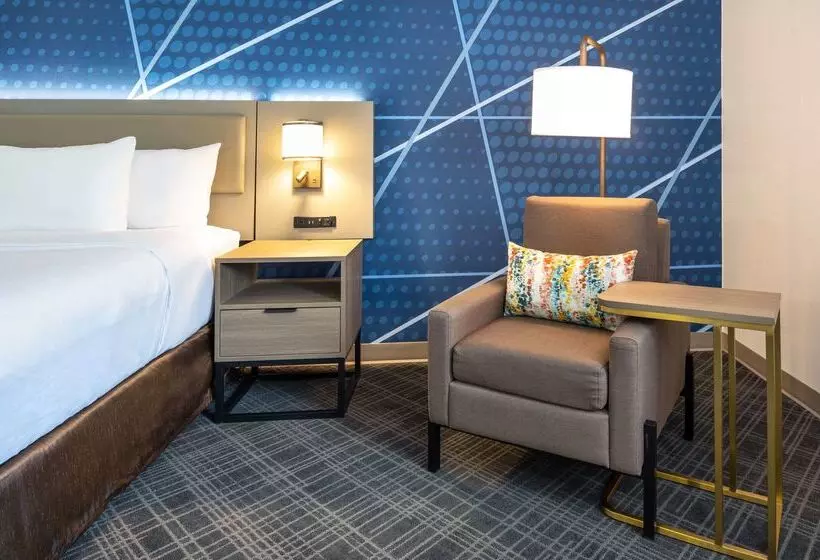 酒店 Comfort Inn & Suites