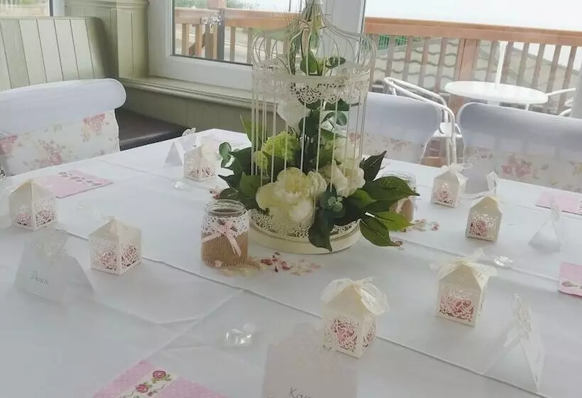 Hotelli Harrow Lodge