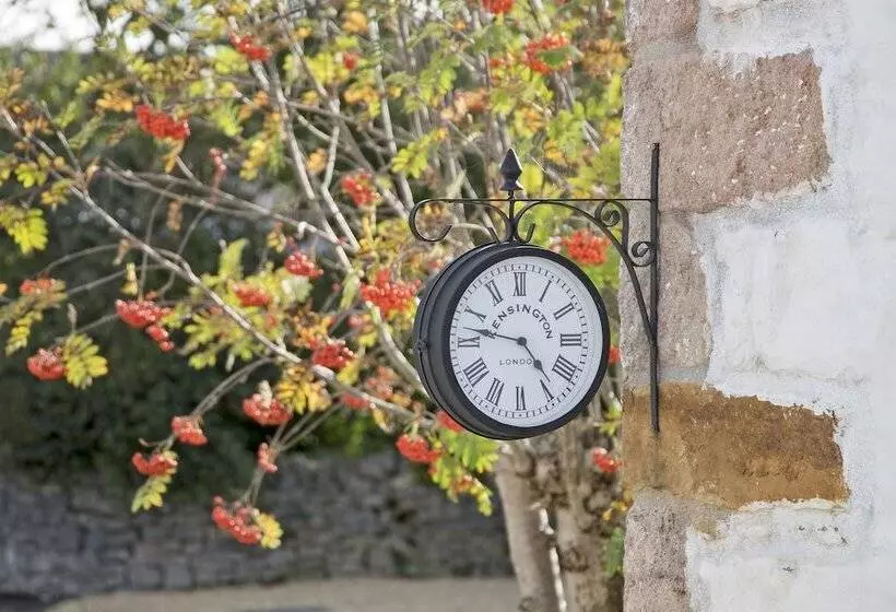 Otel Hawthorn Farm Guest House