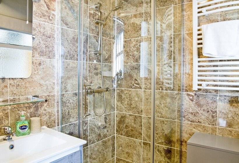 호텔 Hawthorn Farm Guest House