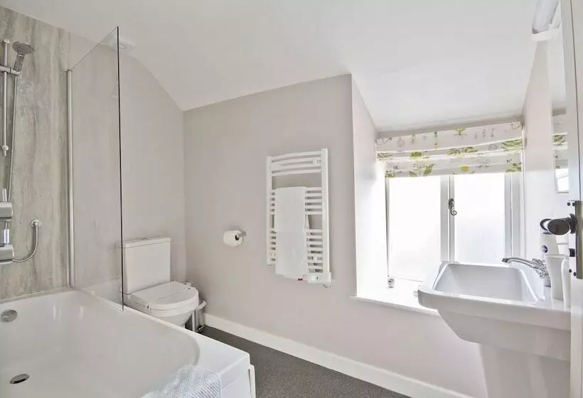 Otel Hawthorn Farm Guest House