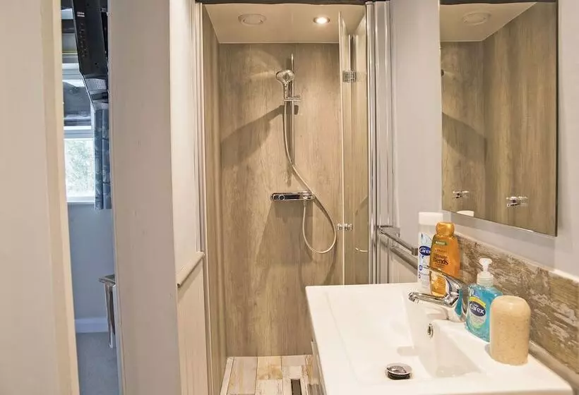 Otel Hawthorn Farm Guest House