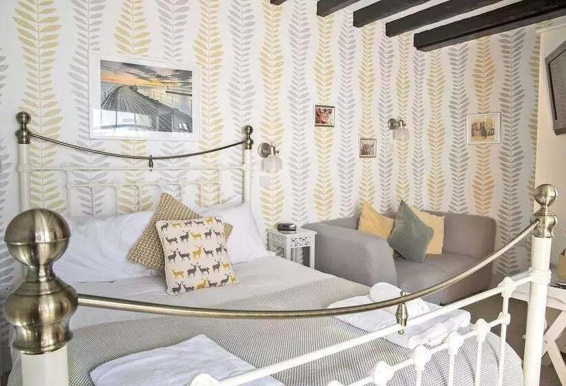 Otel Hawthorn Farm Guest House