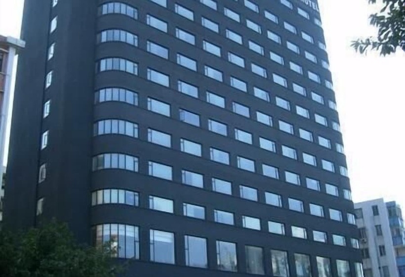 酒店 Henry Business