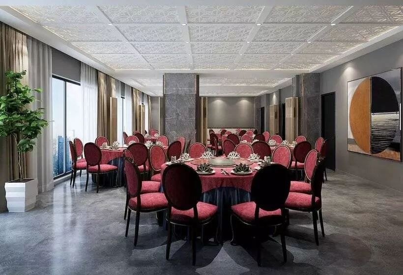 ホテル Henry Business