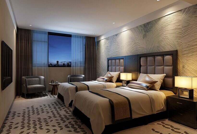 酒店 Henry Business