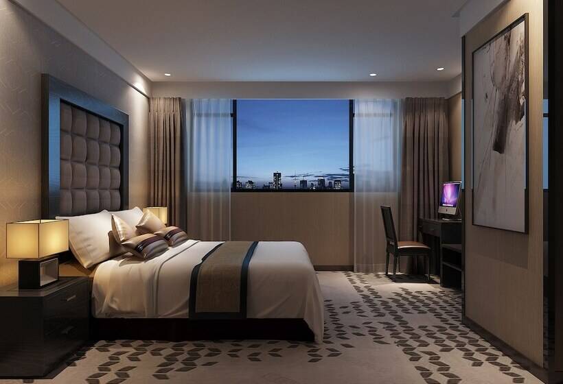 酒店 Henry Business