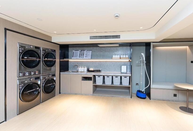 Ji Hotel Hailun Road Metro Station