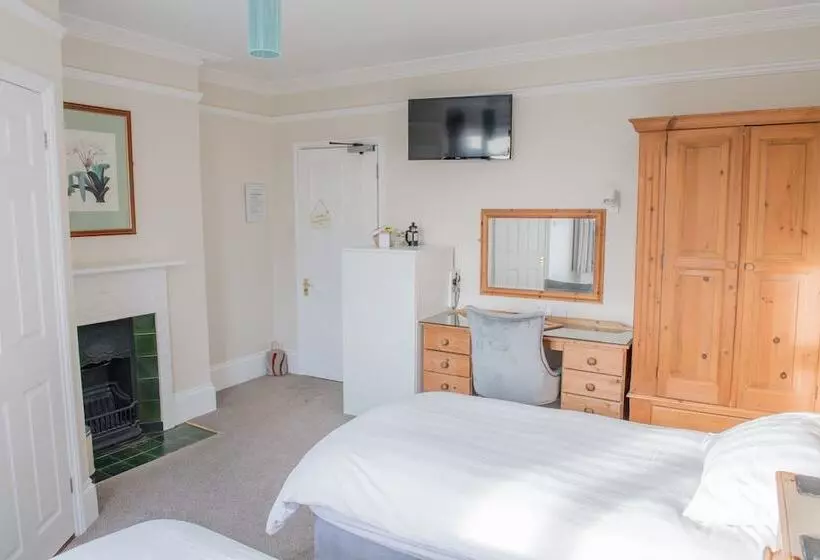 Отель Toothbrush Rooms At Lattice Lodge   Guest Kitchen & Ev Recharging