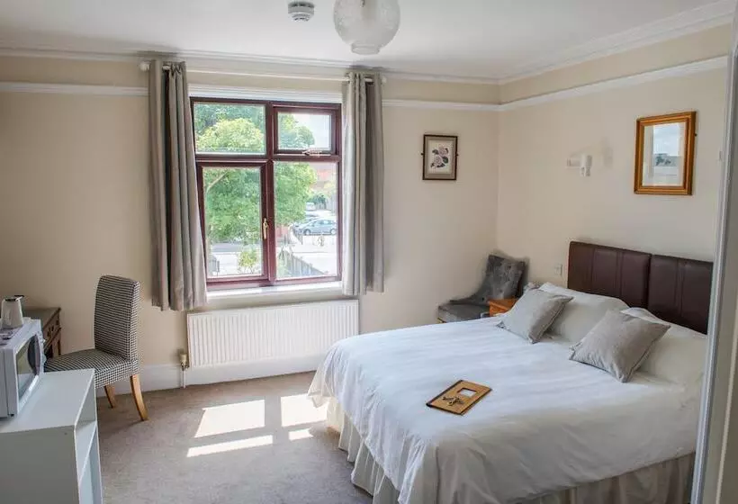 Отель Toothbrush Rooms At Lattice Lodge   Guest Kitchen & Ev Recharging