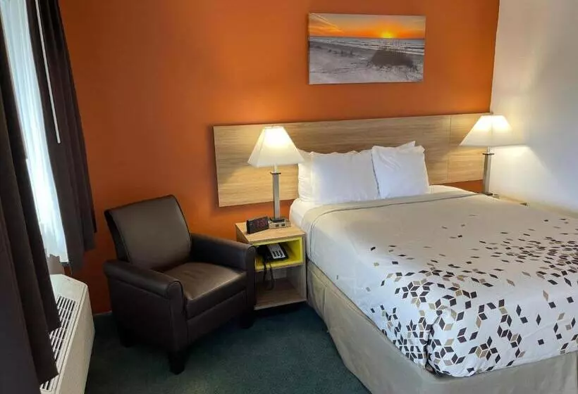 Отель Newport Coast Inn