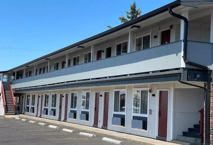 Отель Newport Coast Inn