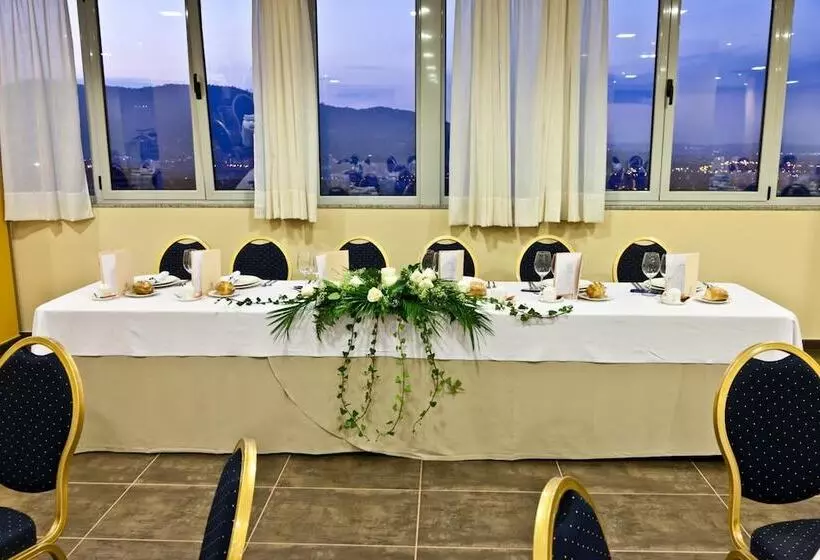 호텔 Palacio De Asturias