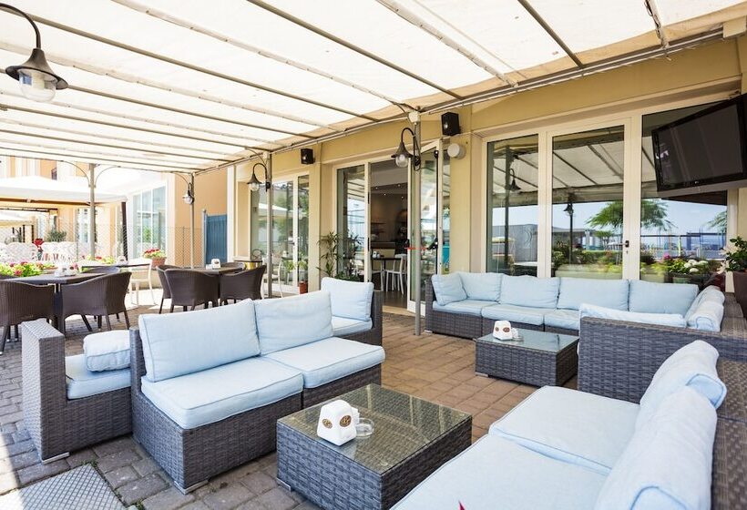 هتل Residence Roxy