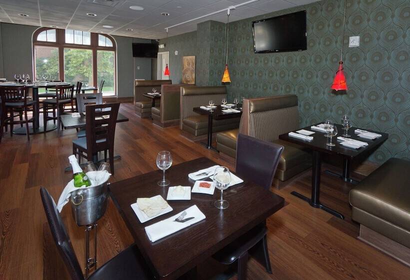 The Tudor Arms Hotel Cleveland A Doubletree By Hilton