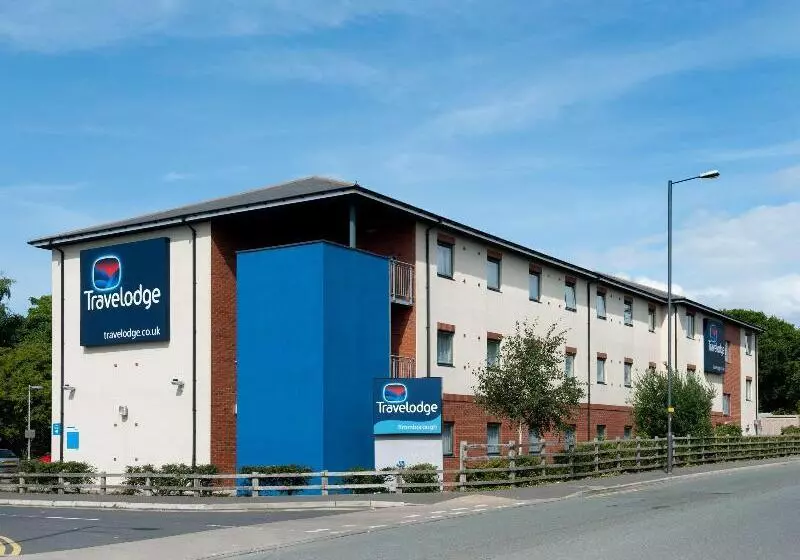 Отель Travelodge Bromborough
