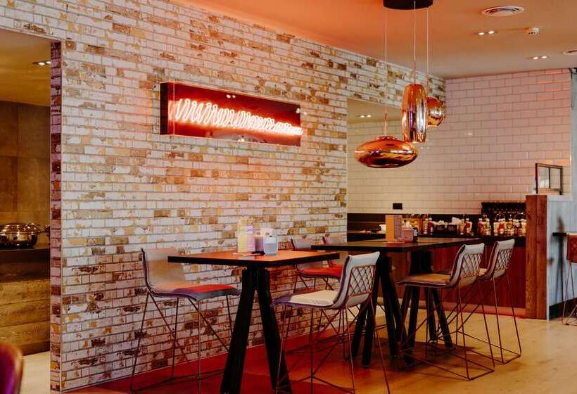 Village Hotel Farnborough