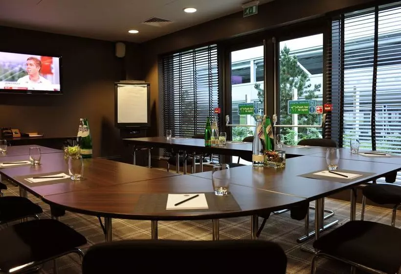 Village Hotel Farnborough