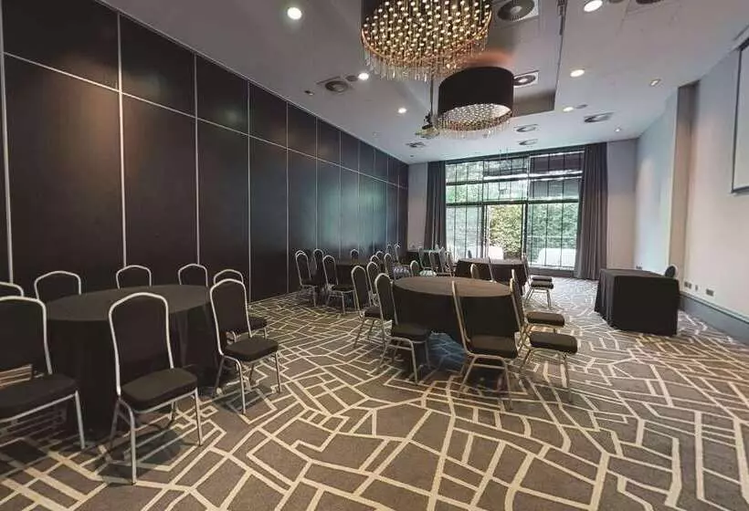 Village Hotel Farnborough