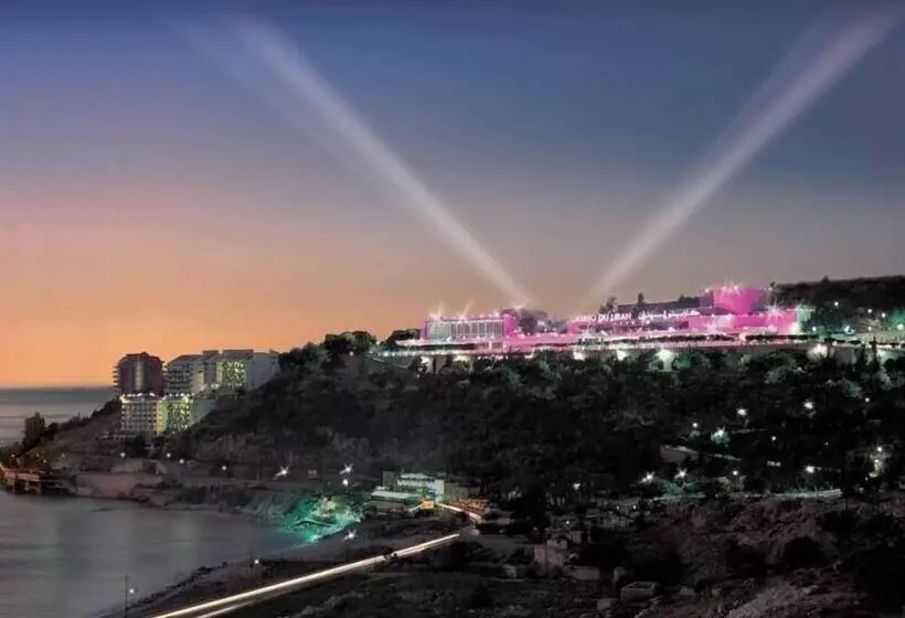 Lamedina Hotel & Resort